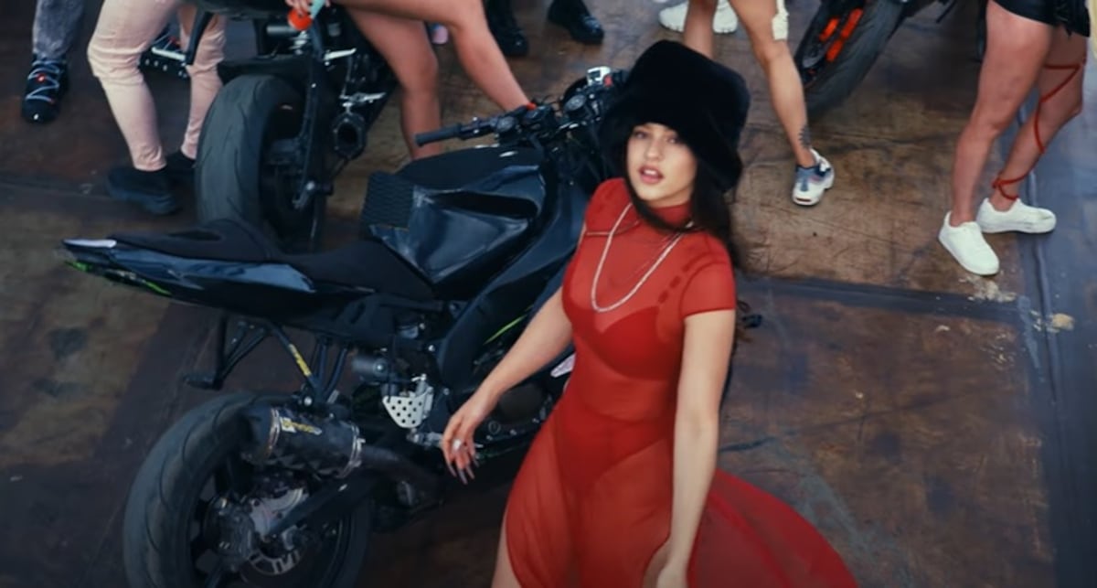 Rosalía lo rompe todo con ‘Saoko’ | Cultura | EL PAÍS