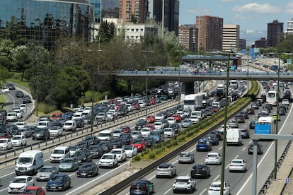 Atasco en la M-30 de Madrid el pasado lunes por el apagón.