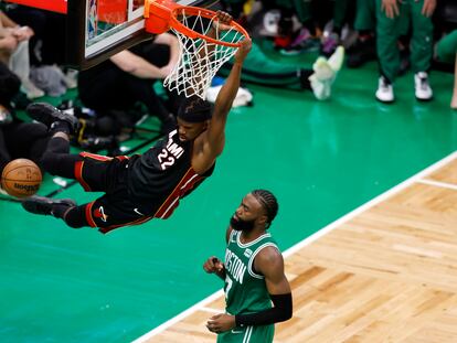 Jimmy Butler executes a dunk during the Miami Heat's victory on Monday in Boston.