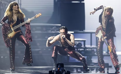 Maneskin, los ganadores, durante la actuación.