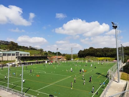 Campo de Futbol Villaescusa Cantabria