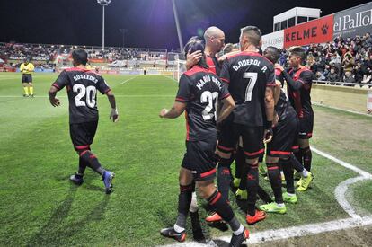 Los jugadores del Reus celebran el gol anotado en el Reus, 1- Numancia, 1 del pasado sábado. 