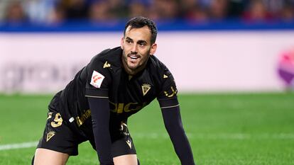 Juanmi, en el partido del Cádiz disputado ante la Real Sociedad en Anoeta.