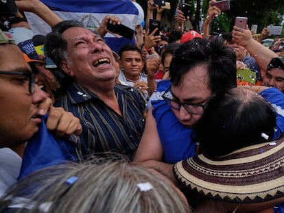 Yubrank Suazo es recibido por familiares en Masaya tras ser liberado de la cárcel La Modelo.