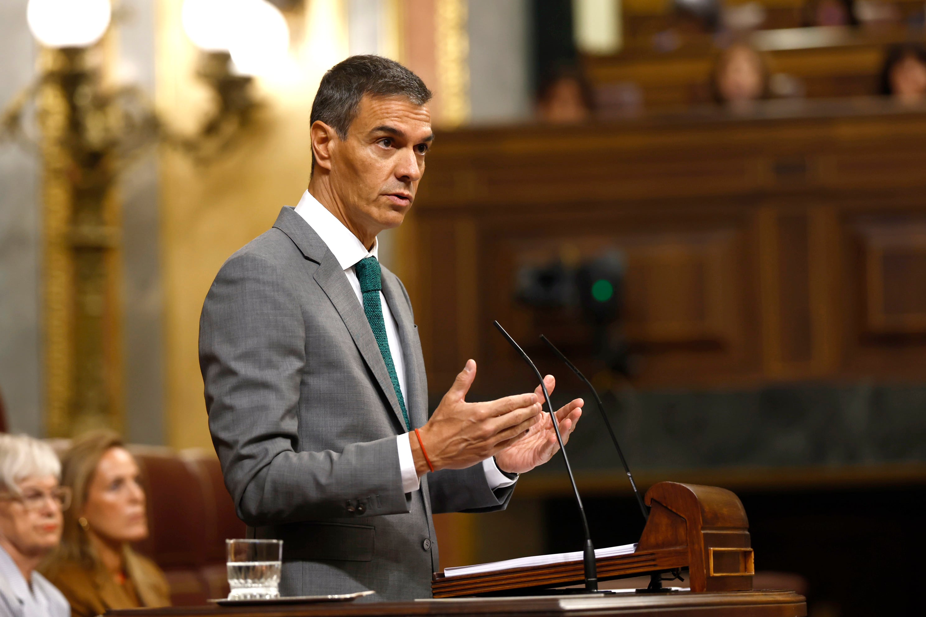 Última hora de la entrada de inmigrantes a Ceuta, en directo | Sánchez: “Una democracia no es más fuerte por saltarse la ley para resolver un problema”