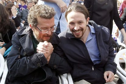 Los candidatos se muestran más dispuestos a hablar de su vida personal en momentos, como este 2015, repletos de citas electorales. El padre de Pablo Iglesias, participó el pasado 20 de enero en un mitin en Zamora donde presentó a su hijo con versos de Agustín García Calvo.