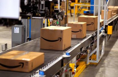 Uno de los almacenes de Amazon en Aurora, Colorado (Estados Unidos).