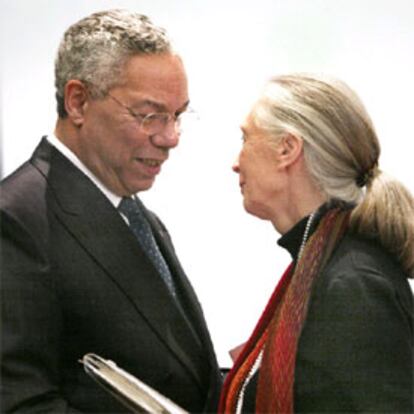 Powell, ayer con la doctora Goodall, durante un foro sobre la deforestación celebrado en Washington.