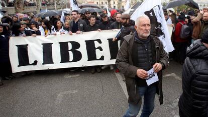 Charles Pieri participa en una manifestaci&oacute;n en la ciudad corsa de Ajaccio a principios de febrero.
 