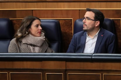 Los ministros Irere Montero y Alberto Garzón, este martes en el Congreso.