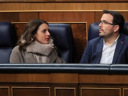 Los ministros Irere Montero y Alberto Garzón, este martes en el Congreso.