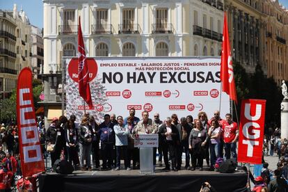 Discurso de los secretarios generales de UGT y CC OO, en la Puerta del Sol.