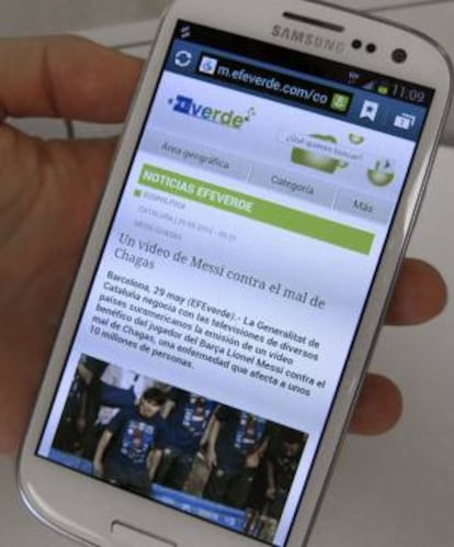 El nuevo teléfono móvil "inteligente" de Samsung, el Galaxy S3. EFE/Archivo