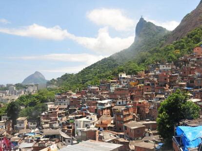 Vista da favela Santa Marta, onde foi instalada a primeira UPP, no Rio.