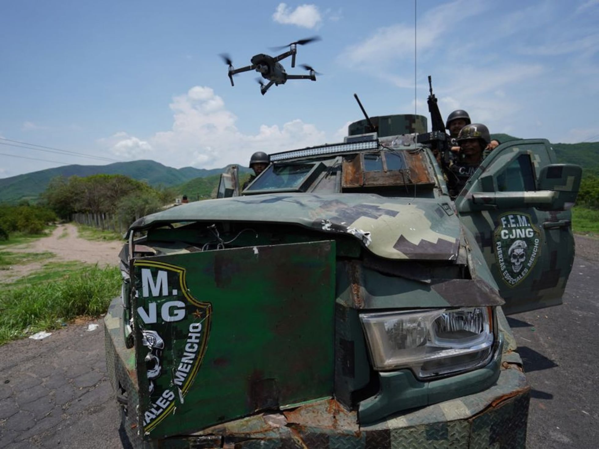 Drones, explosives, impunity: A Mexican drug cartel flexes its muscle in Michoacán | U.S. | EL PAÍS English