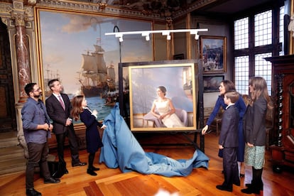 Mary de Dinamarca, junto a su familia durante la inauguración de la exposición 'HRH Crown Princess Mary 1972-2022' en el Museo Nacional de Historia en el Castillo de Frederiksborg.