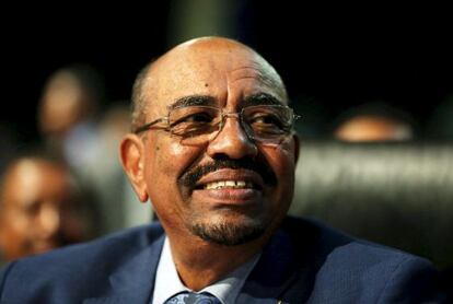 El presidente sudanés Omar al-Bashir en la cumbre de la Unión Africana.