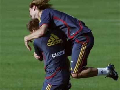 Sergio Ramos bromea con Joaquín.