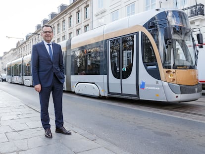 Mohamed Mezghani, secretario general de la Unión Internacional de Transporte Público, fotografiado en Bruselas.