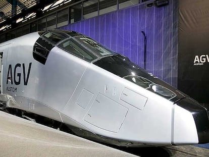 Prototipo del tren de alta velocidad de cuarta generación, fabricado por Alstom, que entrará en servicio en 2010.