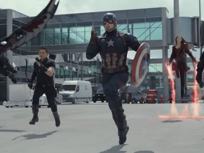 El bando de Capitán América, en una pelea en el filme.