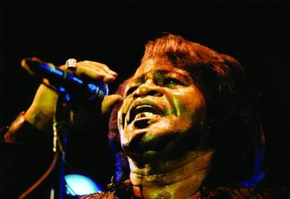 James Brown durante su actuación en San Sebastián en 2002.