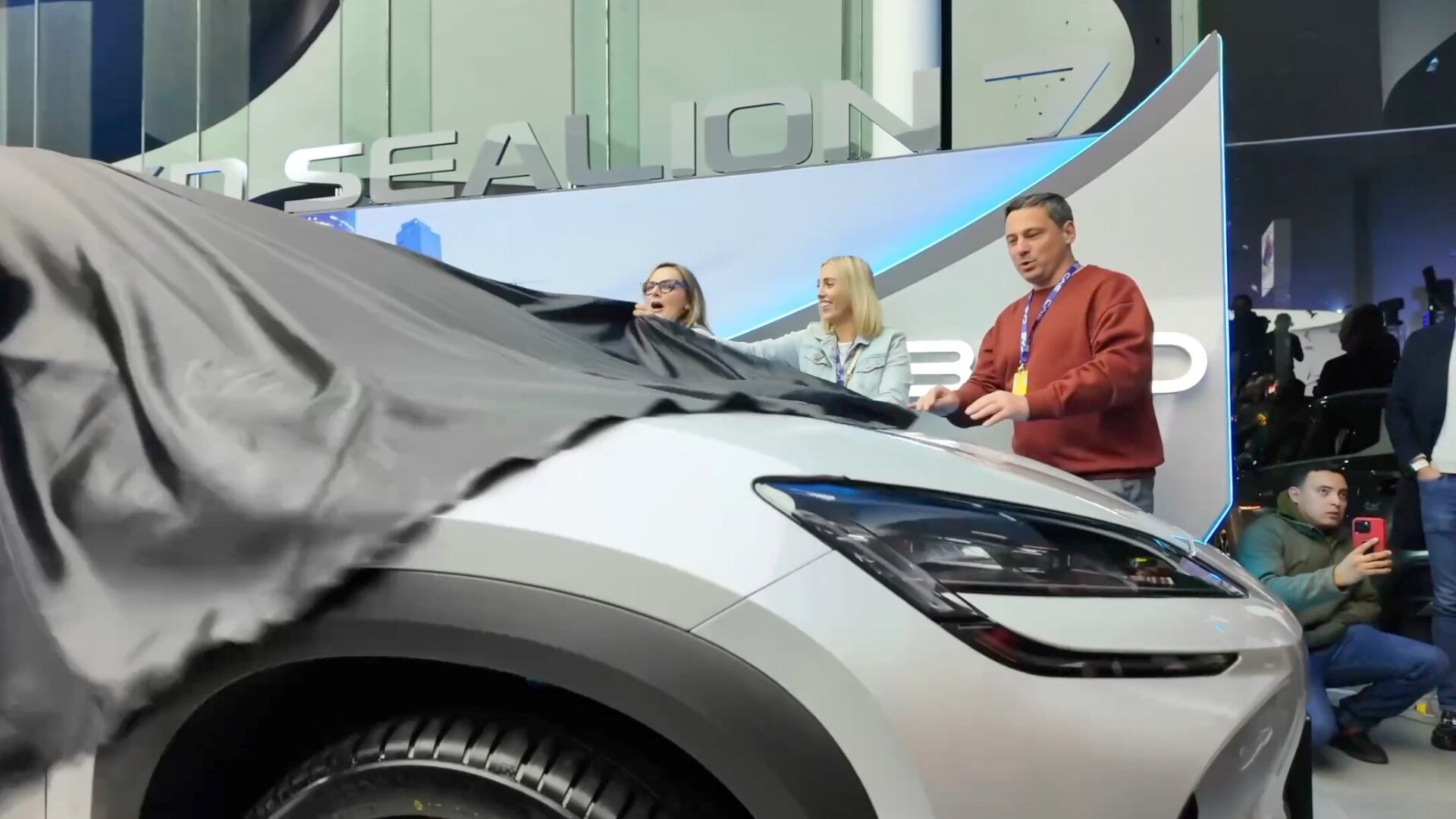 BYD ratifica su compromiso con el crecimiento nacional y la innovación en el sector automotriz