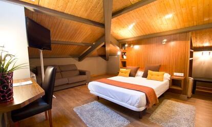 Habitación del hotel Arrope, en Haro (La Rioja).