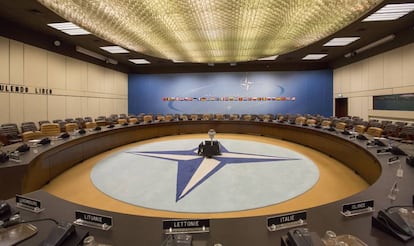 Imagen de las antiguas instalaciones de la OTAN. En esta sala, catalogada como clasificada, se reunían los miembros de la OTAN para tomar decisiones importantes.