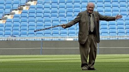 Alfredo di Stéfano in Real Madrid’s Santiago Bernabéu stadium in August 2007.