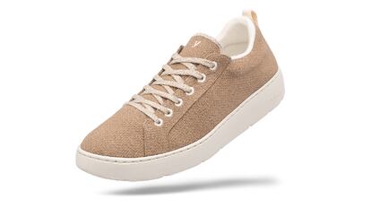 Yuccs, zapatillas yuccs, zapatillas comodas mujer, zapatillas blancas, zapatillas deporte, zapatillas casual, ¿Dónde se hacen las zapatillas Yuccs?, ¿Cuánto cuestan las zapatillas Yuccs?, ¿Dónde se fabrican las zapatillas Yuccs?, yuccs historia