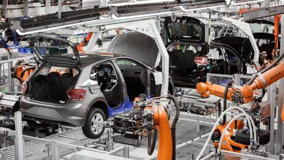 Cadena de montaje de la factoría de Volkswagen en Navarra