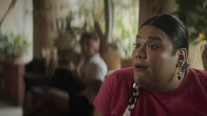 La Bruja de Texcoco interpreta a Solange, una muxe matriarca.