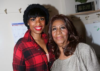 Jennifer Hudson y Aretha Franklin, en el teatro Bernard B. Jacobs de Nueva York, en diciembre de 2015.