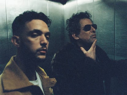 C. Tangana con Andrés Calamaro en el vídeo de Hong Kong.