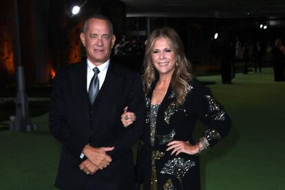 El matrimonio de actores y productores Tom Hanks y Rita Wilson, a la llegada de la gala de presentación del Academy Museum of Motion Pictures el 25 de septiembre.