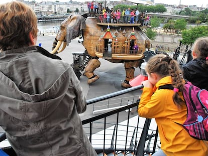 Un elefante mecánico en el parque temático Máquinas de ls Isla, en Nantes (Francia).