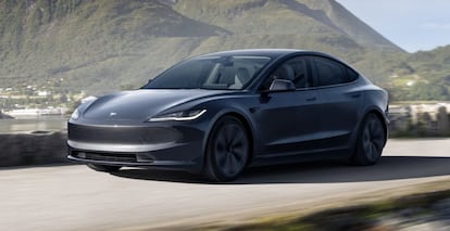 Tesla Model 3 2024