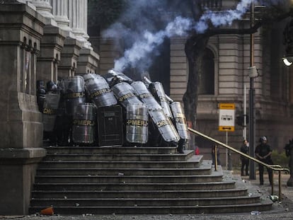 Conflito entre policiais e manifestantes no Rio