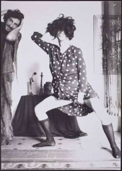 Fotografía de Ocaña, de 1975. Colección Museo Nacional Reina Sofía.