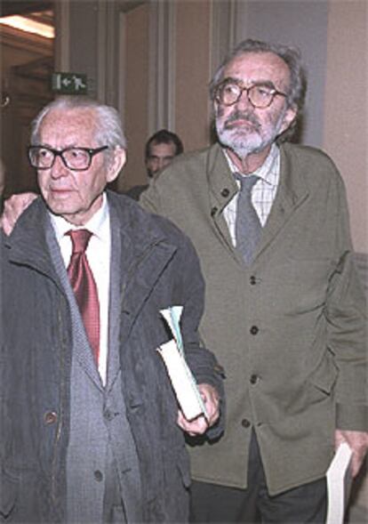 Adolfo Sánchez Vázquez y Javier Pradera, en Casa de América.