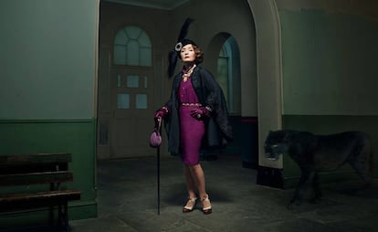 Lesley Manville, en una imagen promocional de 'La visita de la vieja dama'.