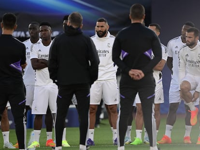 Vinicius, Benzema y el resto jugadores del Real Madrid se preparan para la final de este miércoles.