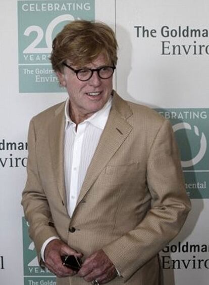 Robert Redford regresa a la dirección con una película histórica. Dos años después de <i>Leones y Corderos</i>, Redford tiene proyectado: <i>The Conspirador</i>. La trama se centrará en el asesinato de Abraham Lincoln y, en concreto, en Mary Surratt, una de las personas que conspiraron para acabar con el presidente.