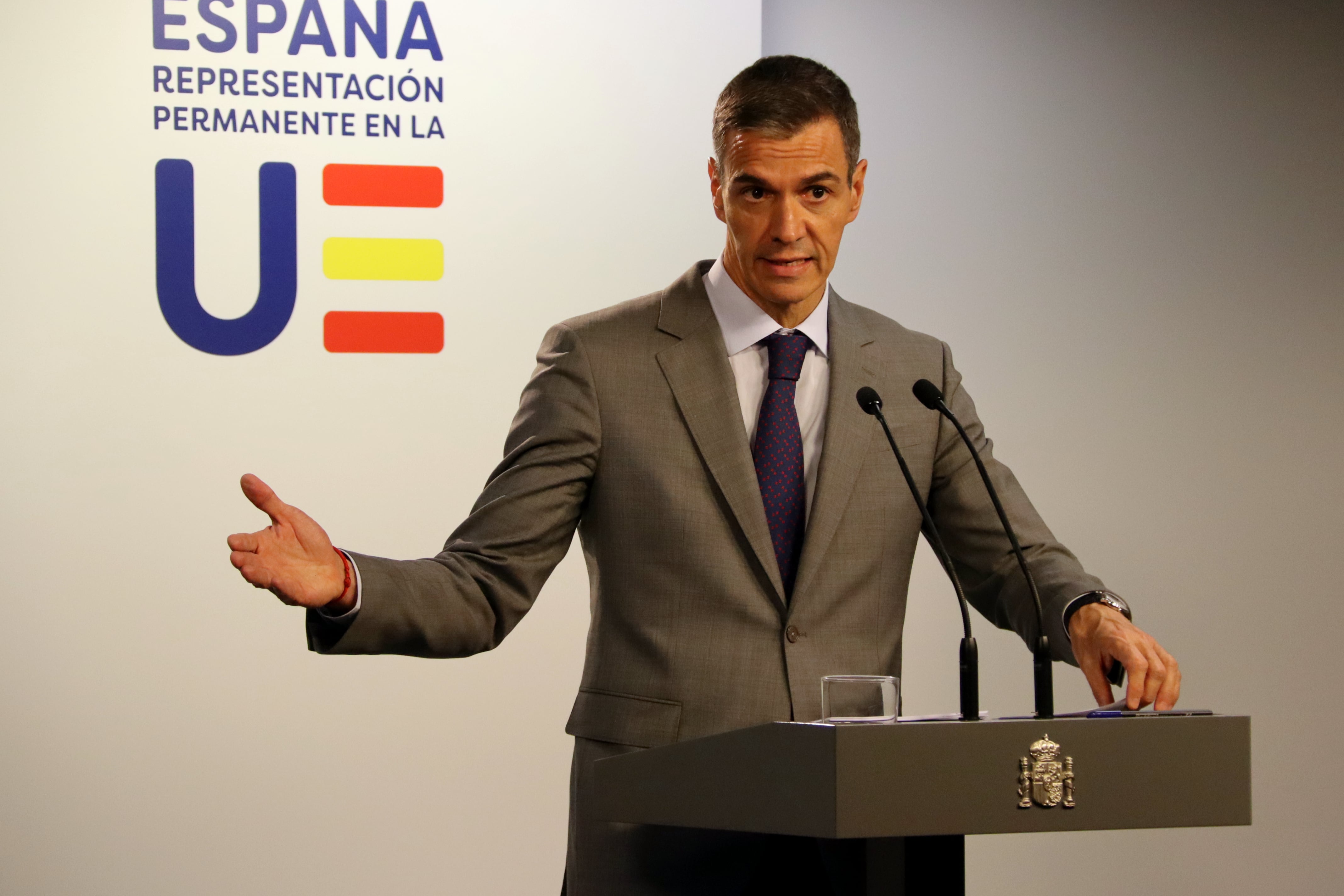 Sánchez lamenta la dimisión de Mínguez y dice que “estaba rota”: “La política maltrata a veces a buenas personas”