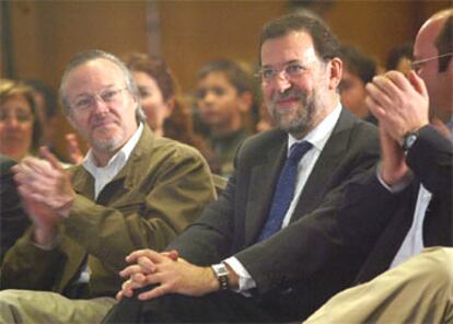 Mariano Rajoy, junto a Josep Piqué, hoy en Barcelona.
