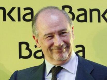 Rodrigo Rato, entonces presidente de Bankia, durante el estreno bursátil de la entidad