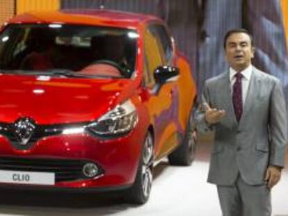 En la imagen, el presidente de la alianza Renault-Nissan, Carlos Ghosn durante la presentación del nuevo Renault Clio en París, Francia. EFE/Archivo