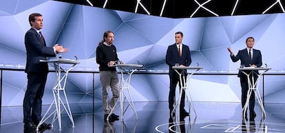 Los momentos de confrontación entre Casado y Rivera se han sucedido a lo largo del debate, protagonizando uno de los instantes más tensos, cuando se han enzarzado a cuenta de la subida de impuestos de Rajoy.