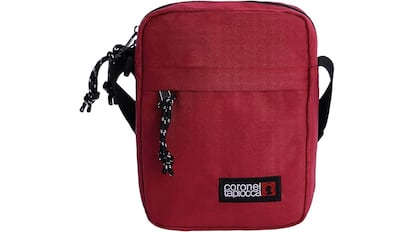 Esta bandolera para hombre es la más vendida en Amazon.